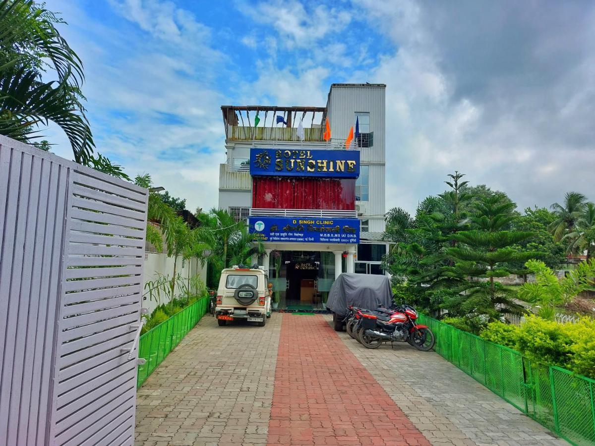 Hotel Sunshine & Restaurant Purnia エクステリア 写真