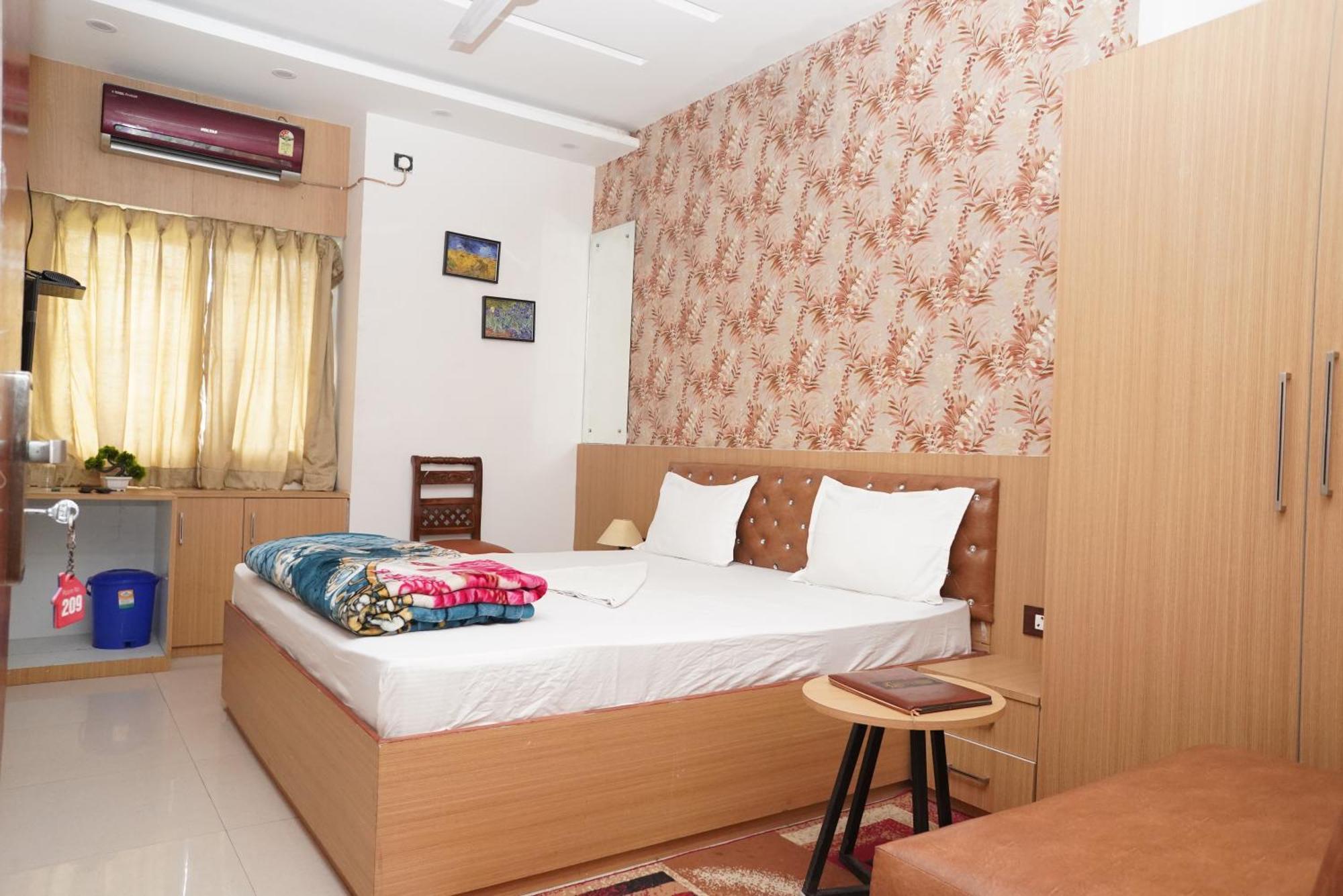 Hotel Sunshine & Restaurant Purnia エクステリア 写真
